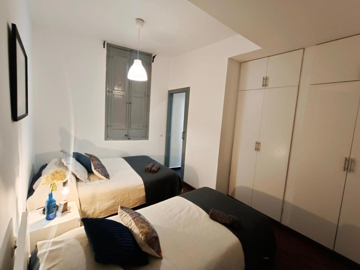 By Plaza Real Budget Rooms Barcelone Extérieur photo